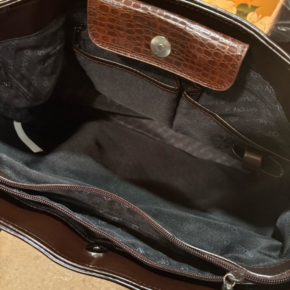 Stylish Brown Shoulder Bag with Leather Trim and Comfortable Handles nwot - Picture 6 of 16